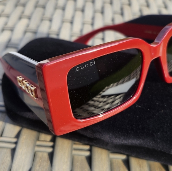 Gucci Rectangular Frame 2025 Cruise Collection Sunglasses - Picture 4 of 9